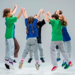 the-kids-dance-school-ballet-hiphop-street-funky-and-modern-dancers-1-320x320